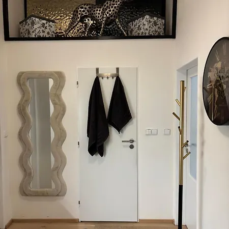 Charm Vinohrady Apartman *